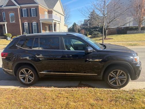 2018 Volkswagen Atlas 3.6L SE w/Technology