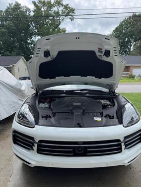 White 2023 Porsche Cayenne Cayenne S