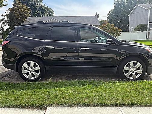 2017 Chevrolet Traverse 1LT