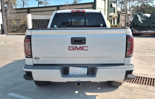 White 2017 GMC Sierra 1500 Denali