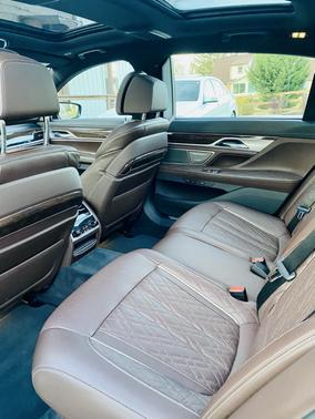 2020 BMW 740 i xDrive
