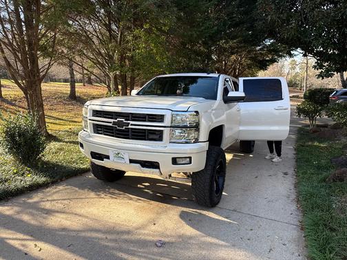 2014 Chevrolet Silverado 1500 2LZ