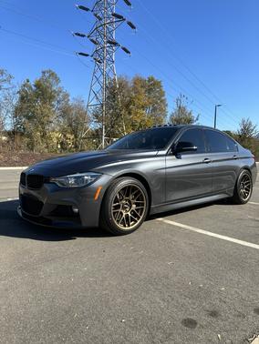 Gray 2018 BMW 340 i