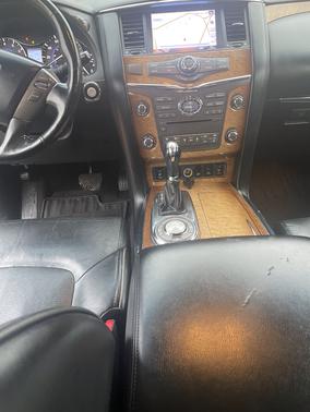 2013 INFINITI QX56 Base