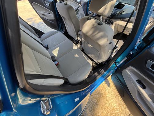 2016 Ford Fiesta SE