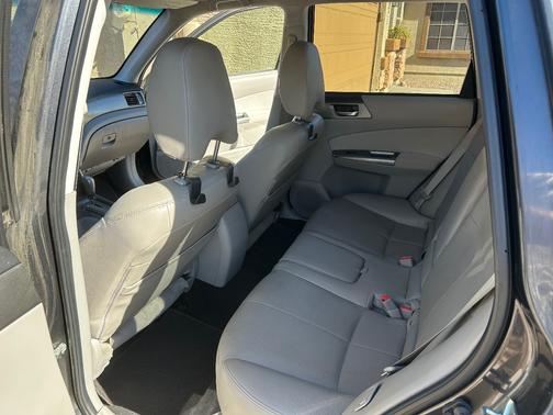 2012 Subaru Forester 2.5X Limited