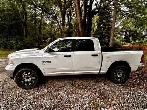 White 2014 RAM 1500 Big Horn