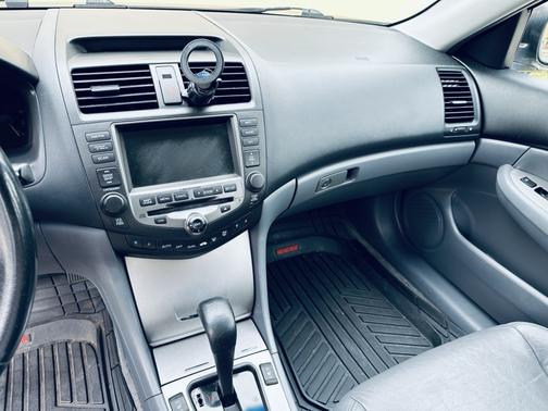 Silver 2006 Honda Accord EX-L