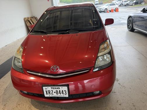 Red 2006 Toyota Prius Base