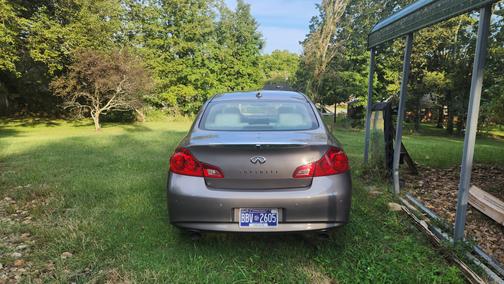 2011 INFINITI G37 Journey
