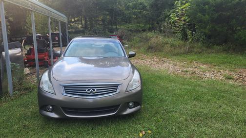 2011 INFINITI G37 Journey