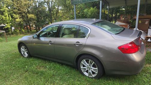 2011 INFINITI G37 Journey