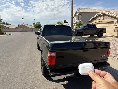Black 2004 Ford Ranger XLT SuperCab