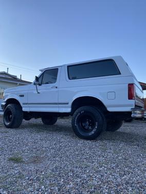 1995 Ford Bronco XLT