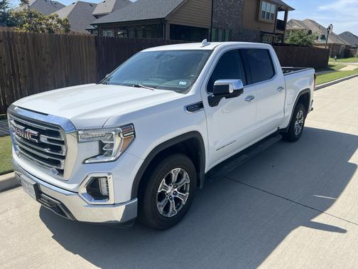 White 2021 GMC Sierra 1500 SLT