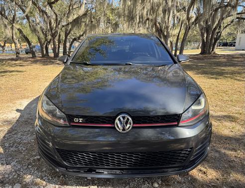 2015 Volkswagen Golf GTI 2.0T SE 4-Door