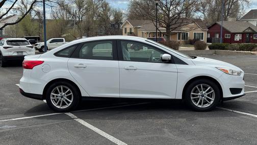 White 2017 Ford Focus SE