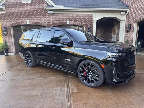 2024 Cadillac Escalade ESV V-Series