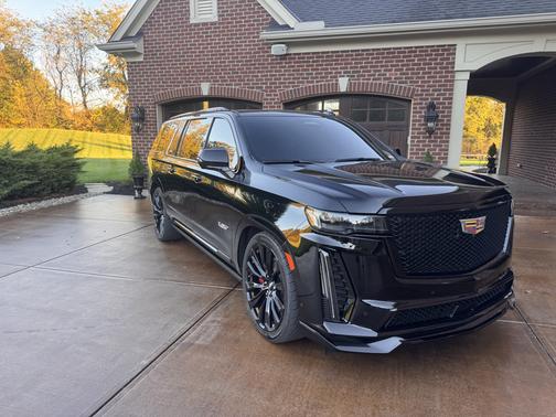 2024 Cadillac Escalade ESV V-Series