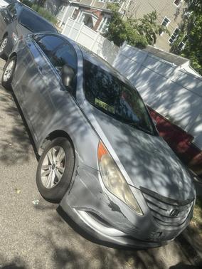 Gray 2011 Hyundai SONATA GLS