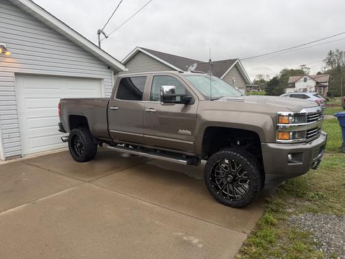 Brown 2015 Chevrolet Silverado 2500 High Country