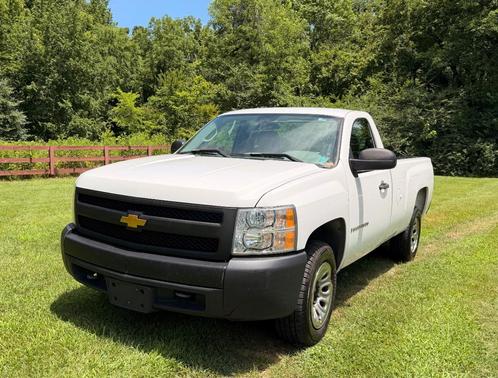 White 2007 Chevrolet Silverado 1500 Work Truck