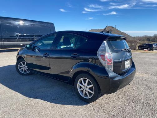 Black 2012 Toyota Prius c Three