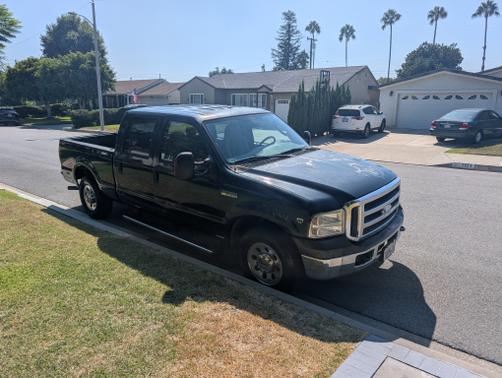 2005 Ford F-250 XLT Crew Cab Super Duty