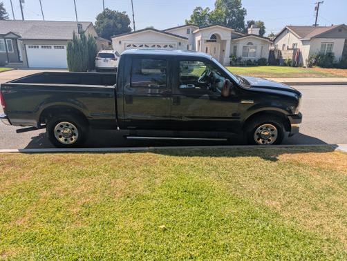 2005 Ford F-250 XLT Crew Cab Super Duty