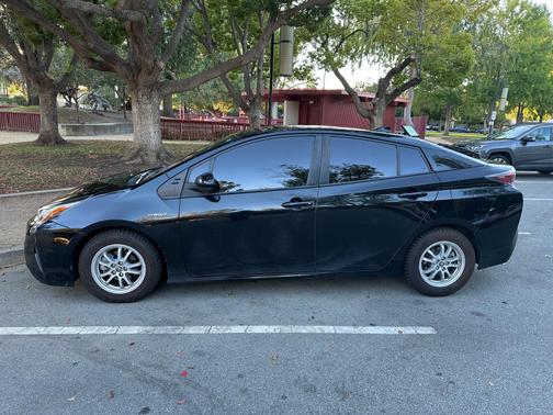 2017 Toyota Prius Two