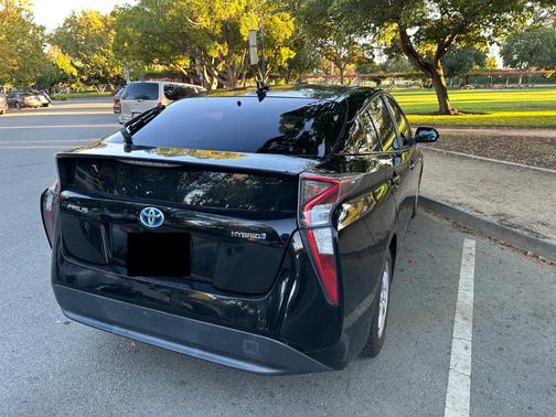 2017 Toyota Prius Two