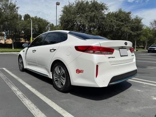 White 2017 Kia Optima Plug-In Hybrid EX