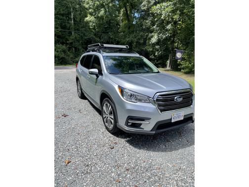 Photo 2 of 5 of 2021 Subaru Ascent Limited 7-Passenger