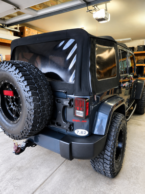 Gray 2017 Jeep Wrangler Unlimited Sahara