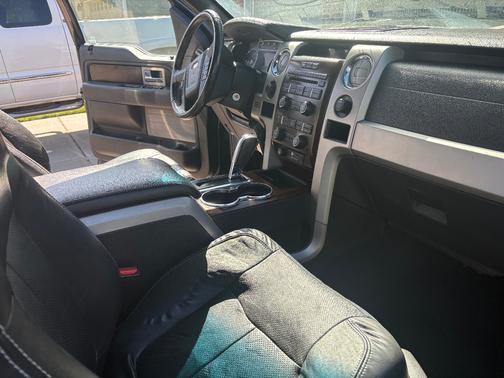 Black 2012 Ford F-150 Lariat