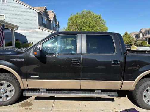 Black 2012 Ford F-150 Lariat