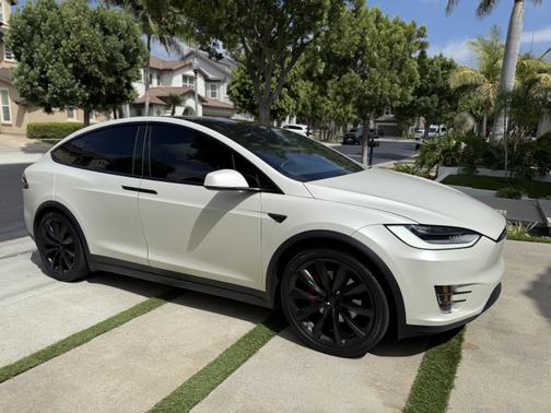 2021 Tesla Model X Performance