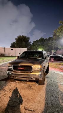 Beige 2000 GMC Yukon SLT