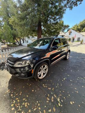 Black 2012 Volkswagen Tiguan SEL