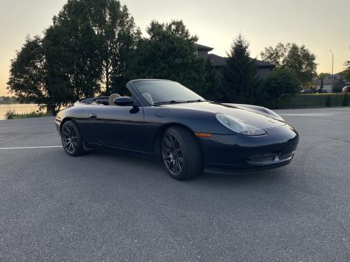 2000 Porsche 911 Carrera Cabriolet