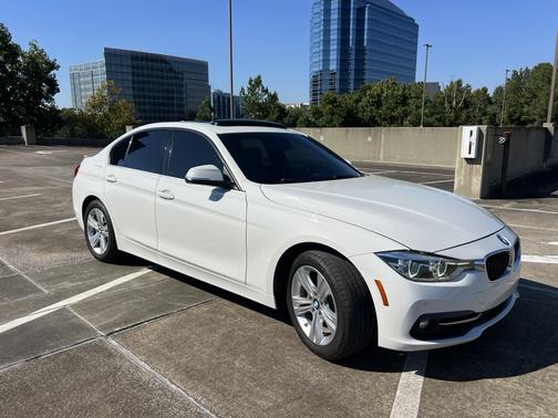 White 2017 BMW 330 i