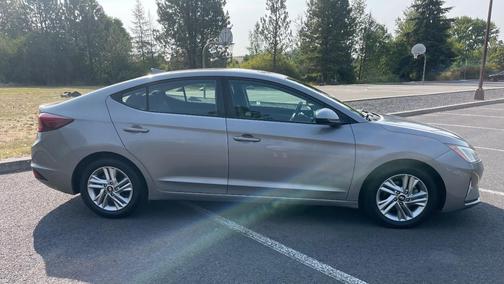 Silver 2020 Hyundai ELANTRA SEL
