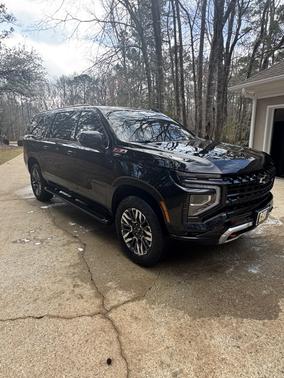 2025 Chevrolet Suburban Z71