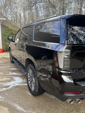 2025 Chevrolet Suburban Z71