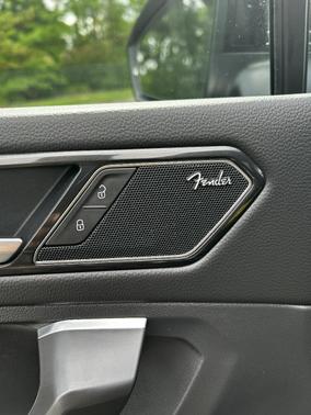 Black 2022 Volkswagen Tiguan 2.0T SEL R-Line