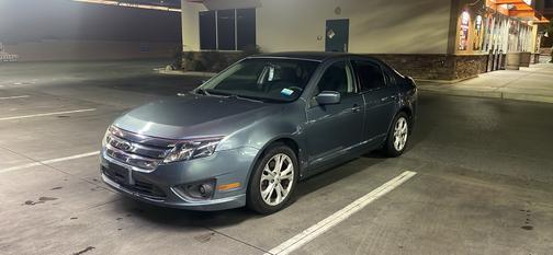 2012 Ford Fusion SE