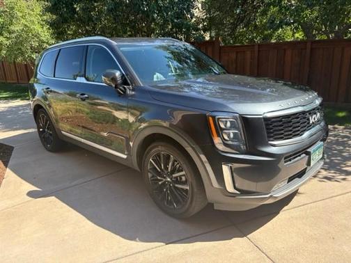 Gray 2022 Kia Telluride SX