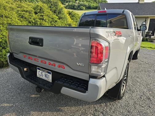 2020 Toyota Tacoma TRD Sport