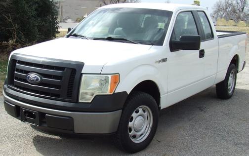 White 2011 Ford F-150 XL