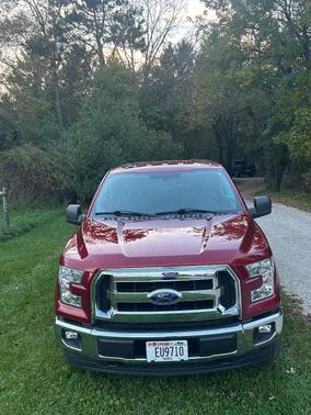 Red 2017 Ford F-150 XLT